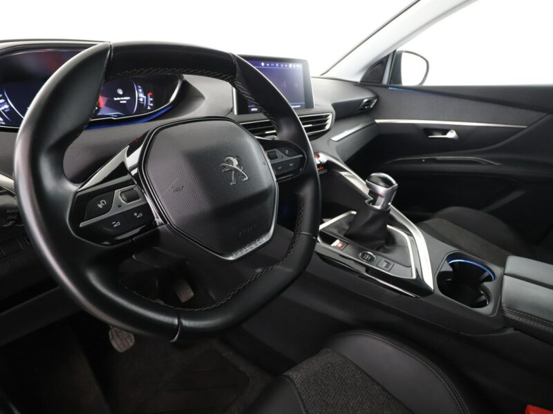 Peugeot 5008 Allure 7-osob. PDC grzane fotele navi kamera virtual półskóra tempomat II (2017-)