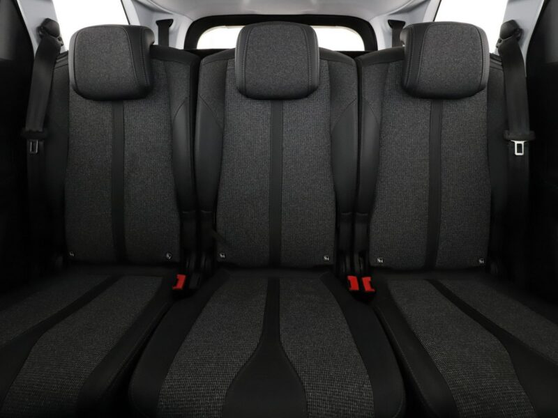 Peugeot 5008 Allure 7-osob. PDC grzane fotele navi kamera virtual półskóra tempomat II (2017-)
