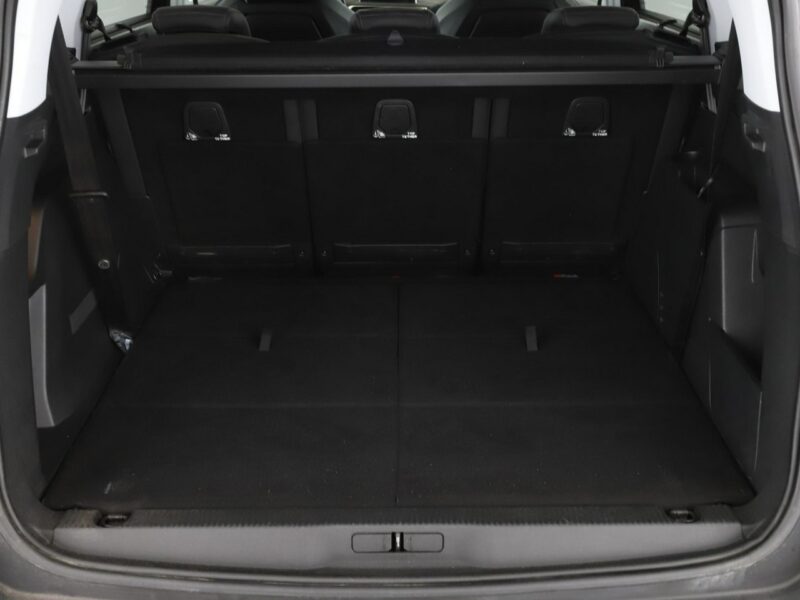 Peugeot 5008 Allure 7-osob. PDC grzane fotele navi kamera virtual półskóra tempomat II (2017-)