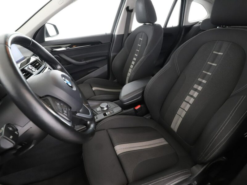 BMW X1 Xdrive Navi PDC Podg.fotele aut.klima II (F48) (2015-)
