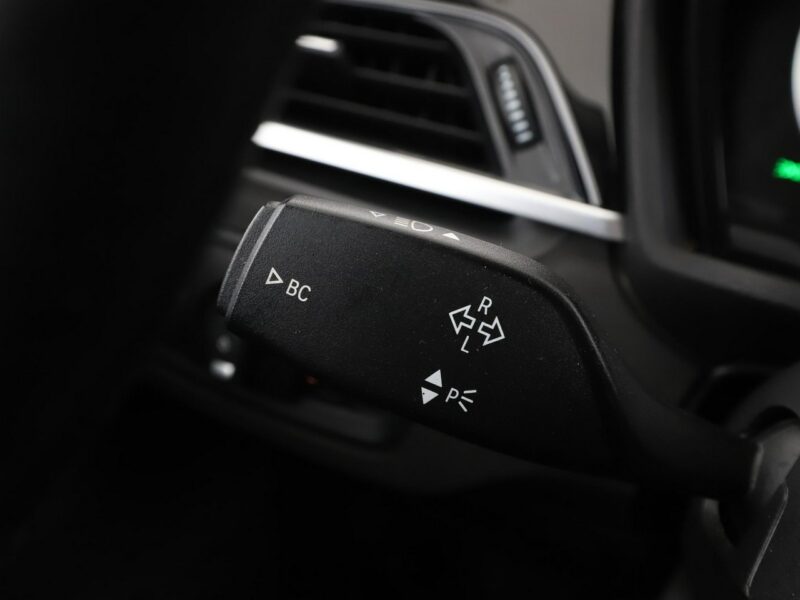 BMW X1 Xdrive Navi PDC Podg.fotele aut.klima II (F48) (2015-)