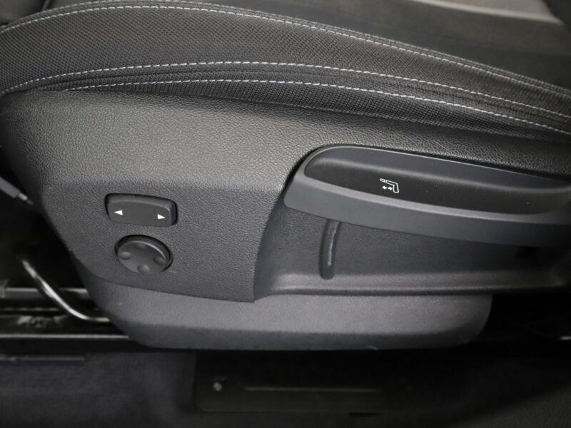 BMW X1 Xdrive Navi PDC Podg.fotele aut.klima II (F48) (2015-)