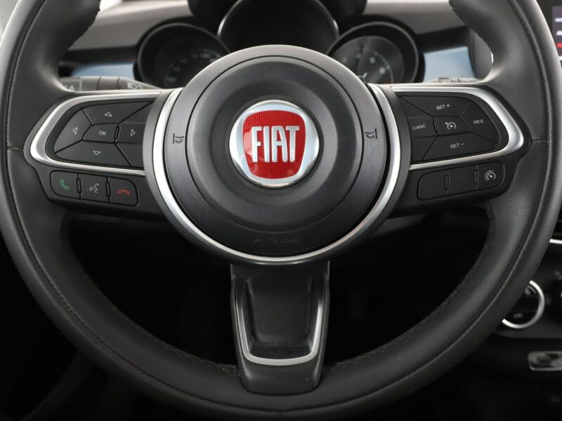 Fiat 500x LED Kamera cofania klima auto navi bluetooth multifunkcja