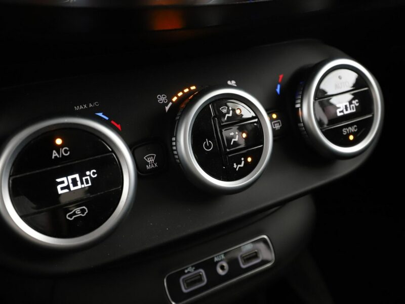 Fiat 500x LED Kamera cofania klima auto navi bluetooth multifunkcja