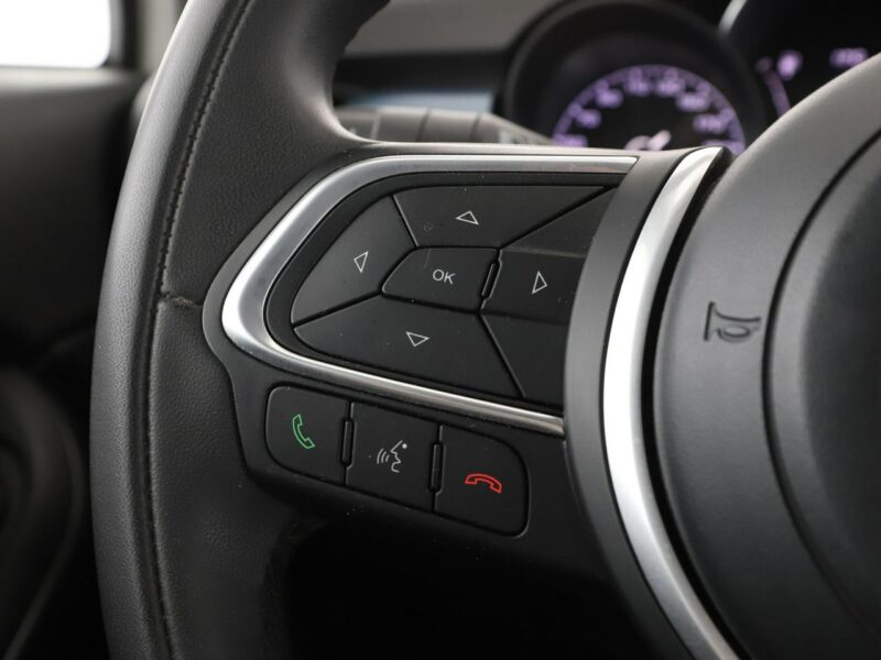 Fiat 500x LED Kamera cofania klima auto navi bluetooth multifunkcja