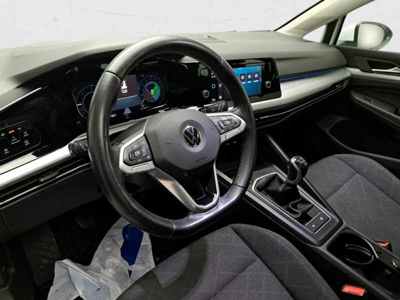 Volkswagen Golf VIII (2020-)