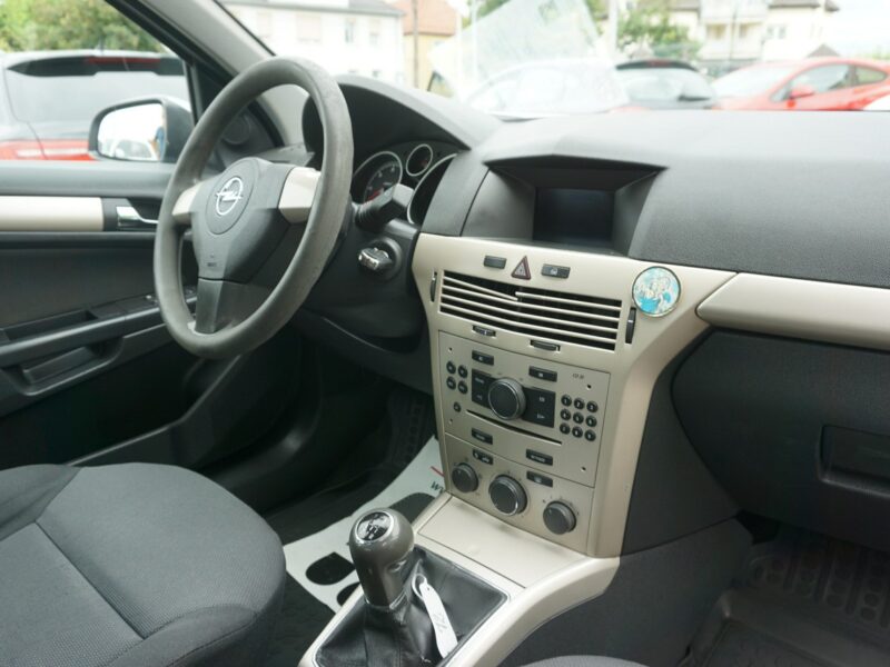 Opel Astra 1.7 CDTi 101KM, ubezpieczona, zarejestrowana, ekonomiczna, H (2004-2014)