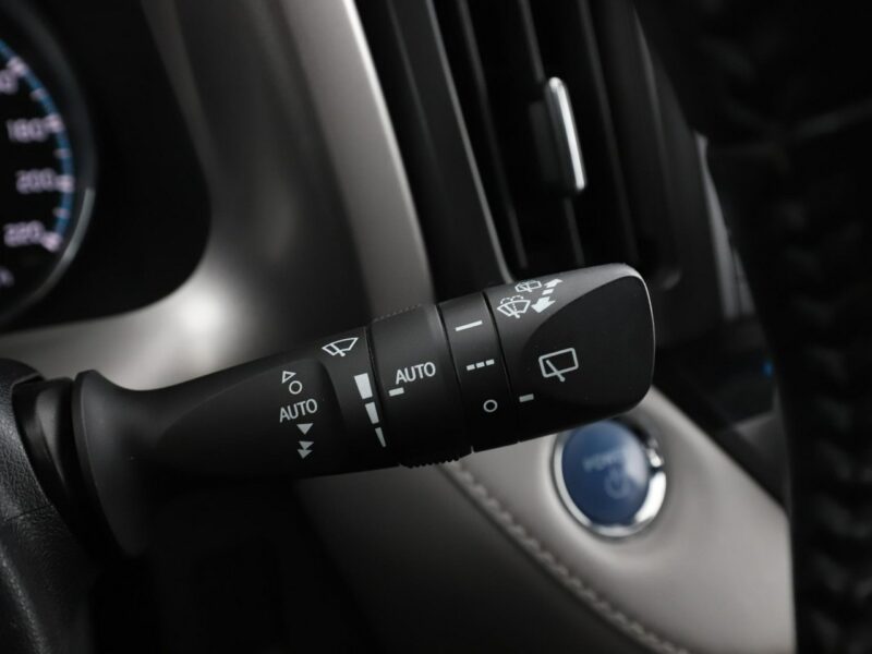 Toyota RAV-4 Lounge skóra navi grzane fotele kamera LED tempomat IV (2012-)