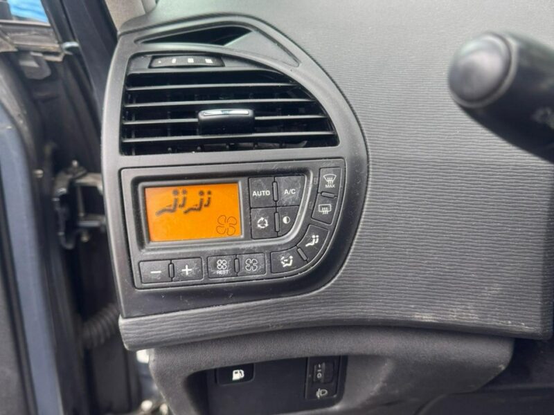 Citroen C4 Picasso Citroen C4 Picasso 2.0 Benz + 3 letni Gaz * 7-osobowy * Climatronic * I (2006-2013)