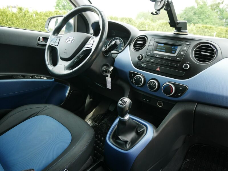Hyundai i10 1.0 MPI 66KM -Klima +Grzane fotele i kier -Bardzo zadbany +Opony zima II (2013-)