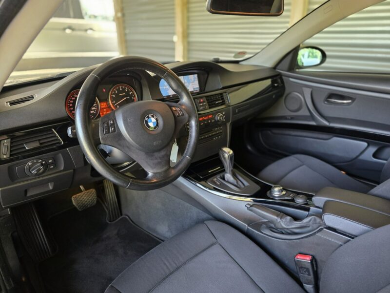 BMW 325 E92 3.0 218KM Coupe Automat E90 (2005-2012)