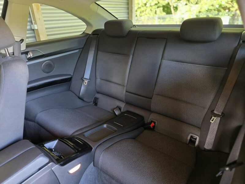 BMW 325 E92 3.0 218KM Coupe Automat E90 (2005-2012)