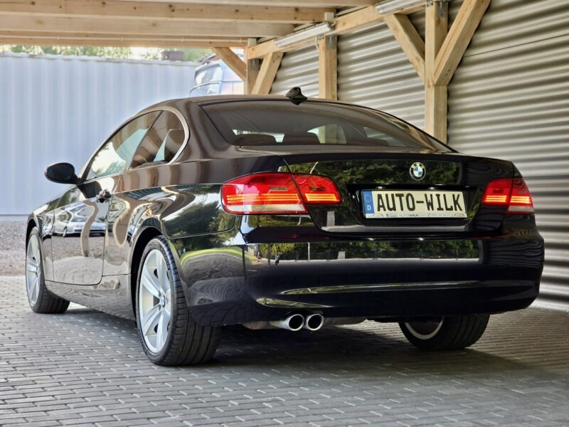 BMW 325 E92 3.0 218KM Coupe Automat E90 (2005-2012)