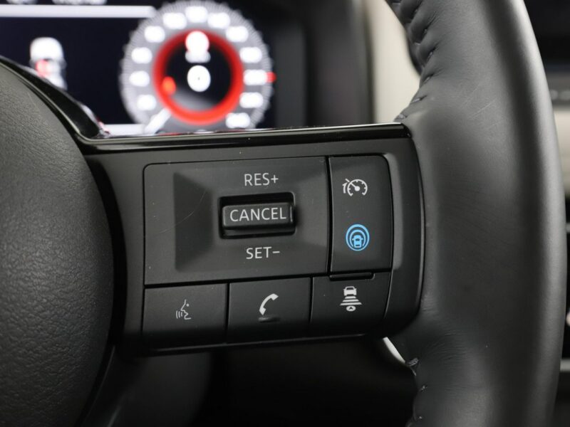 Nissan X-Trail HEV automat LED jasne skóry navi kamery 360 grzane fotele i kierownica IV (2021-)