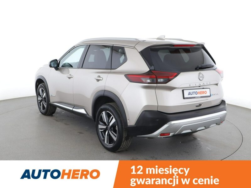 Nissan X-Trail HEV automat LED jasne skóry navi kamery 360 grzane fotele i kierownica IV (2021-)