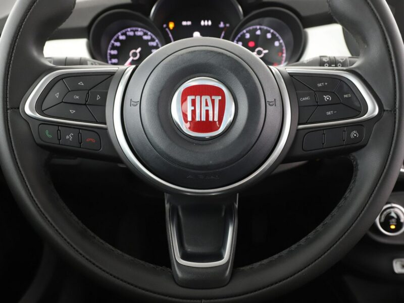 Fiat 500x City Cross kamera Bluetooth tempomat