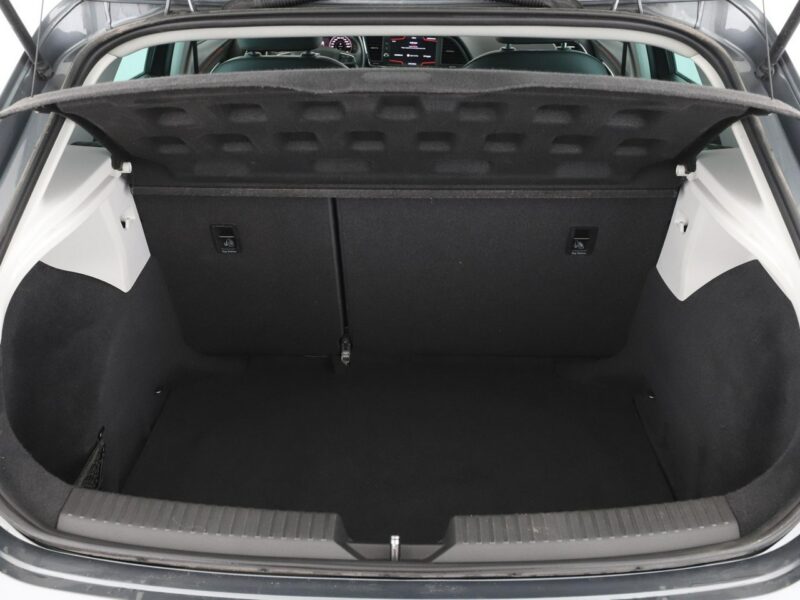 Seat Leon full LED virtual cocpit klima auto kamera i czujniki parkowania grzane III (2012-)