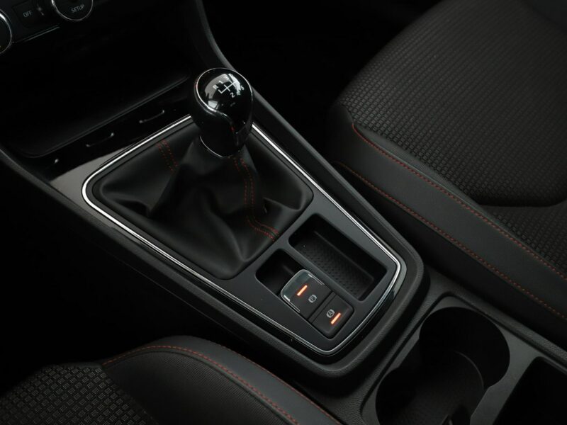 Seat Leon full LED virtual cocpit klima auto kamera i czujniki parkowania grzane III (2012-)