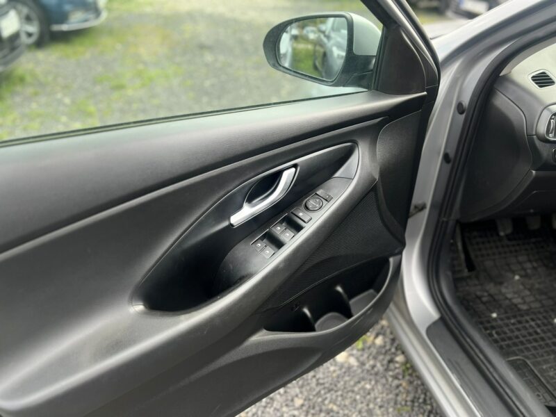 Hyundai i30 Salon Polska Poleasingowy I właściciel Serwis ASO VAT 23% Bezwypadkowy III (2017-)