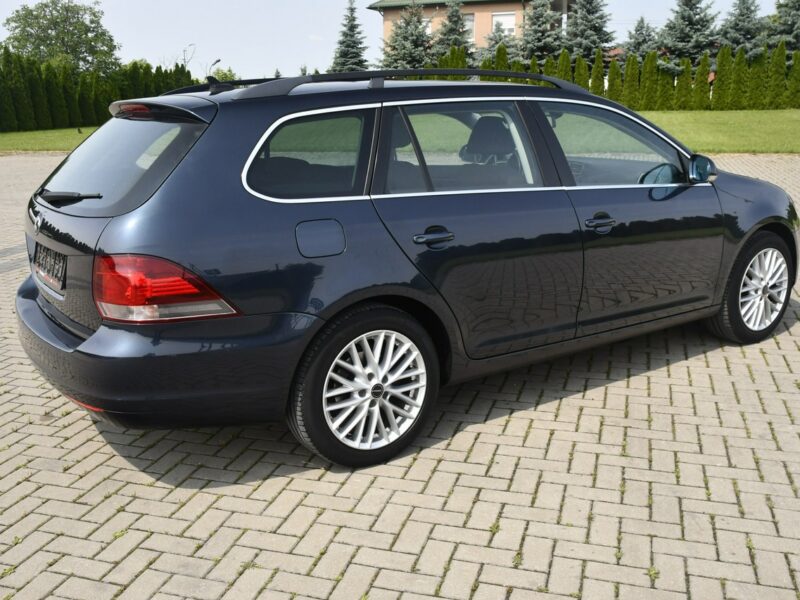 Volkswagen Golf 1,2Turbo benz. Navigacja.Kliamtr 2 str.Hak.Tempomat.Alu.kredyt.OKAZJA VI (2008-2012)