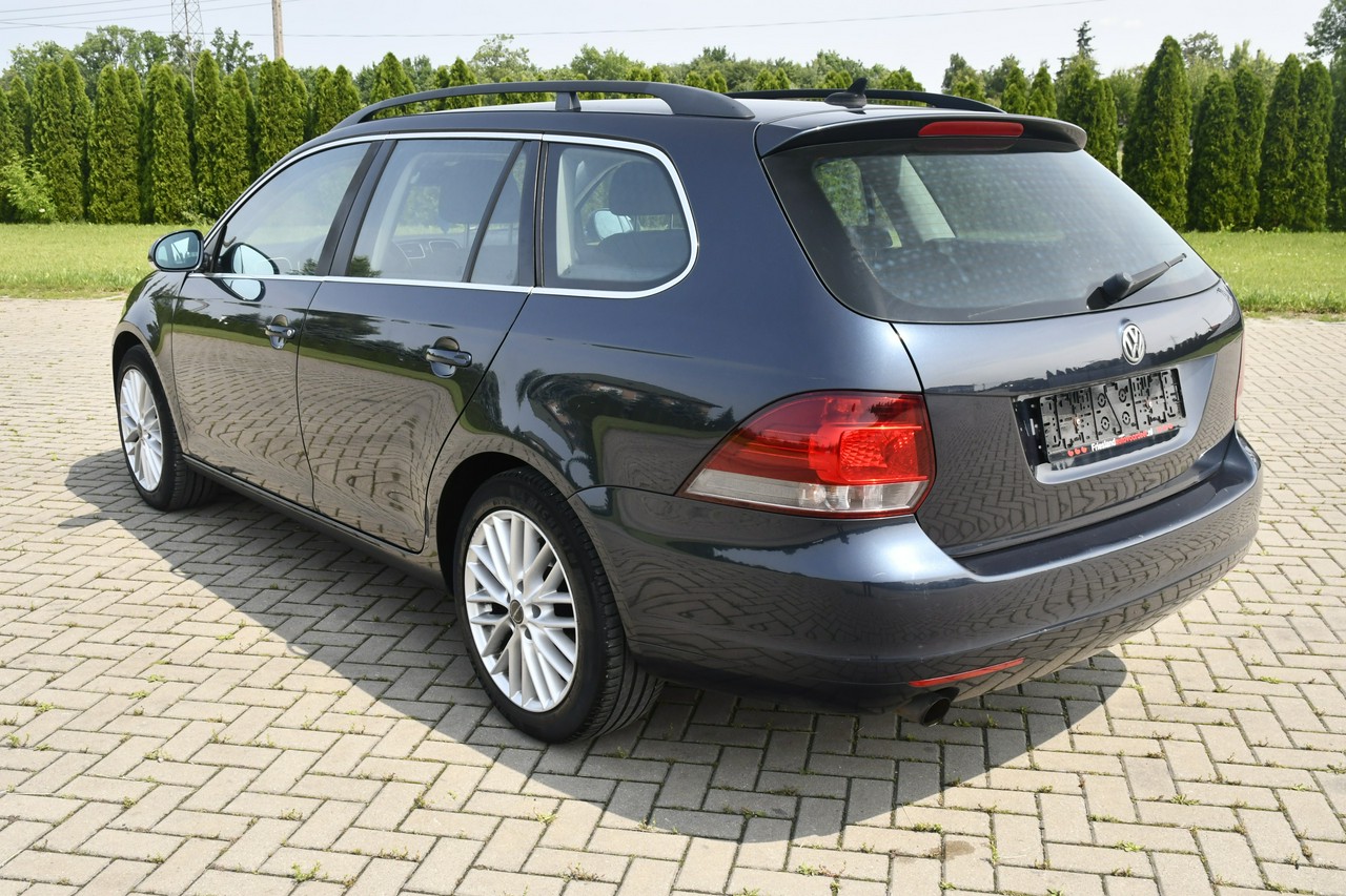 Volkswagen Golf 1,2Turbo benz. Navigacja.Kliamtr 2 str.Hak.Tempomat.Alu.kredyt.OKAZJA VI (2008-2012)