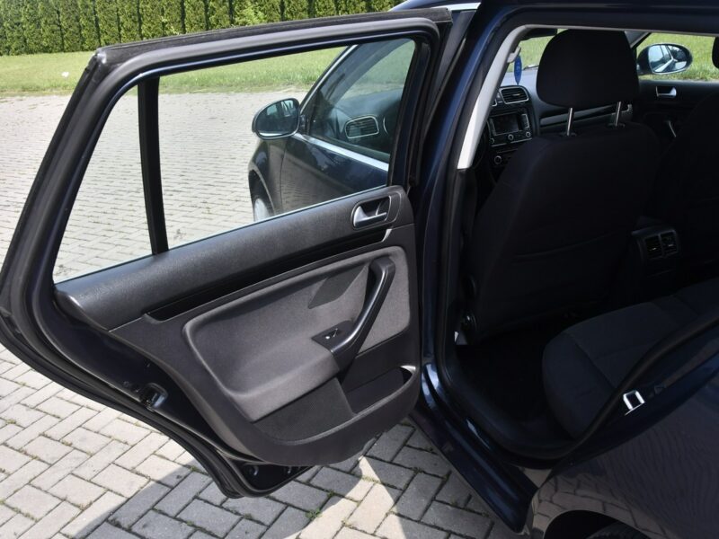 Volkswagen Golf 1,2Turbo benz. Navigacja.Kliamtr 2 str.Hak.Tempomat.Alu.kredyt.OKAZJA VI (2008-2012)