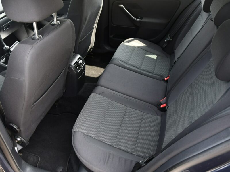Volkswagen Golf 1,2Turbo benz. Navigacja.Kliamtr 2 str.Hak.Tempomat.Alu.kredyt.OKAZJA VI (2008-2012)