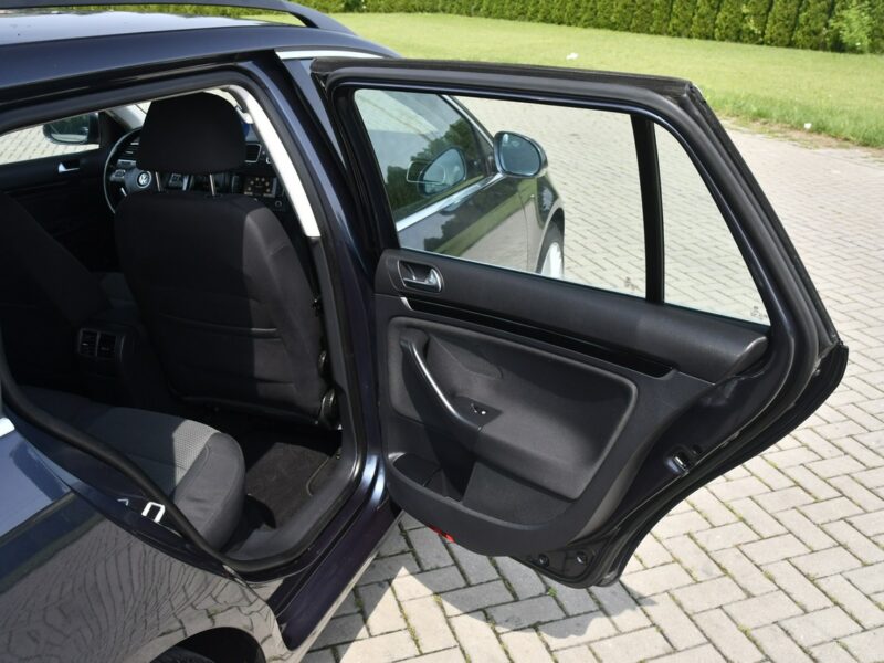 Volkswagen Golf 1,2Turbo benz. Navigacja.Kliamtr 2 str.Hak.Tempomat.Alu.kredyt.OKAZJA VI (2008-2012)