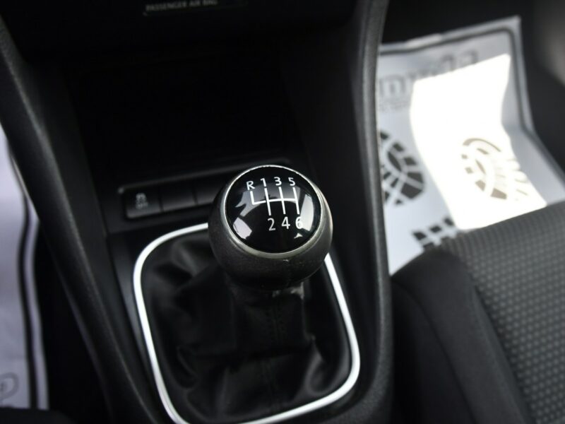 Volkswagen Golf 1,2Turbo benz. Navigacja.Kliamtr 2 str.Hak.Tempomat.Alu.kredyt.OKAZJA VI (2008-2012)