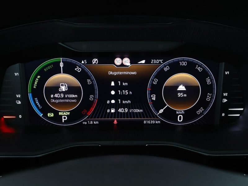 Škoda Superb Plugin in, L&K, skóra, Navi, Podg.fotele, tempomat, Bluetooth III (2015-2023)