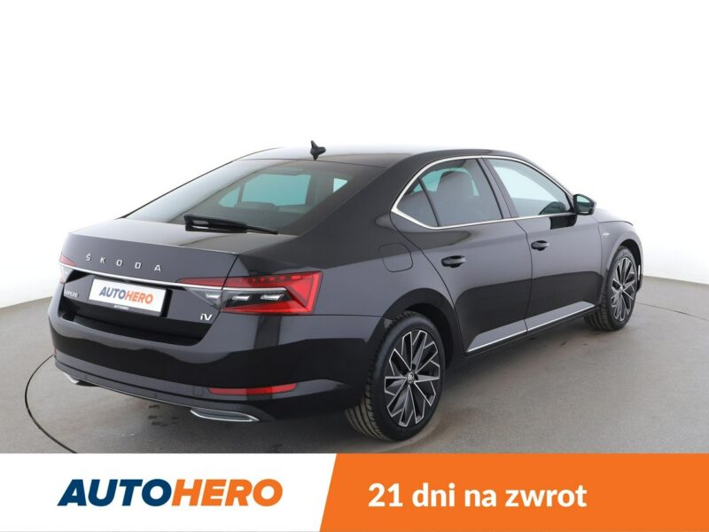 Škoda Superb Plugin in, L&K, skóra, Navi, Podg.fotele, tempomat, Bluetooth III (2015-2023)
