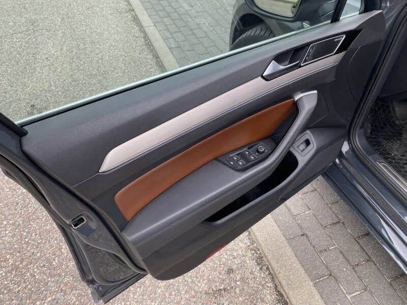 Volkswagen Passat 240KM, wirtualne zegary, 4Motion, DSG, skóry podgrzewane, nawigacja B8 (2014-2023)