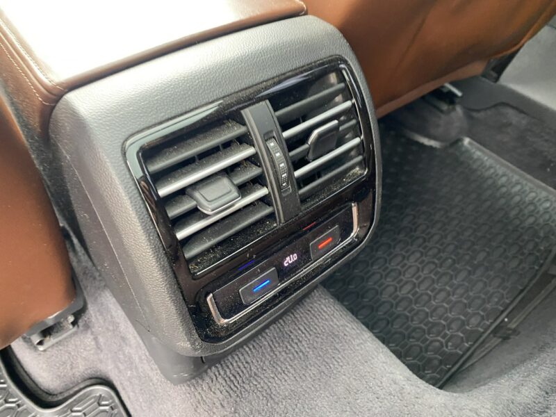 Volkswagen Passat 240KM, wirtualne zegary, 4Motion, DSG, skóry podgrzewane, nawigacja B8 (2014-2023)