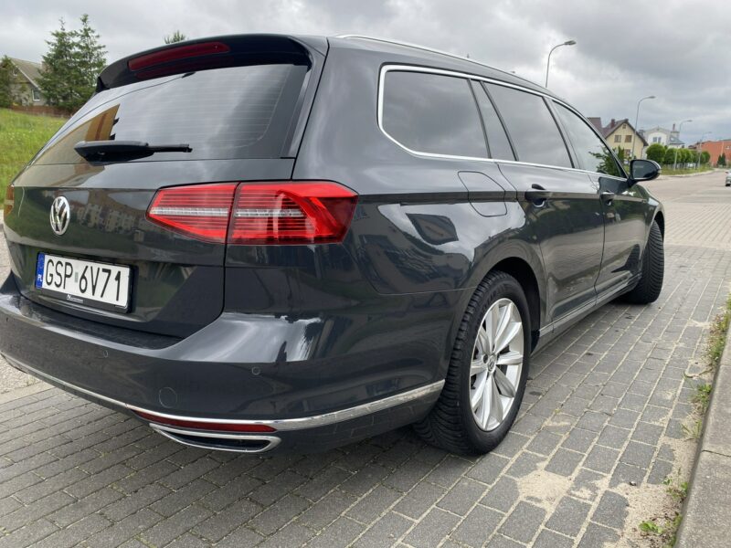 Volkswagen Passat 240KM, wirtualne zegary, 4Motion, DSG, skóry podgrzewane, nawigacja B8 (2014-2023)