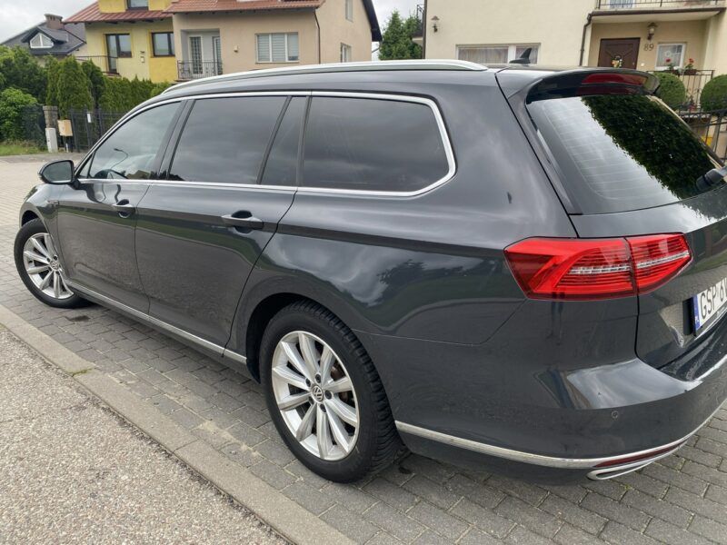 Volkswagen Passat 240KM, wirtualne zegary, 4Motion, DSG, skóry podgrzewane, nawigacja B8 (2014-2023)