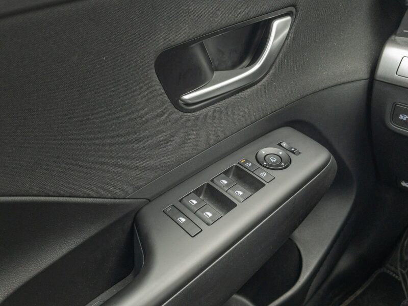 Hyundai Kona 1.6GDi HEV 141KM DCT Hybrid Executive Salon Polska Gwarancja 1wł. II (2023-)