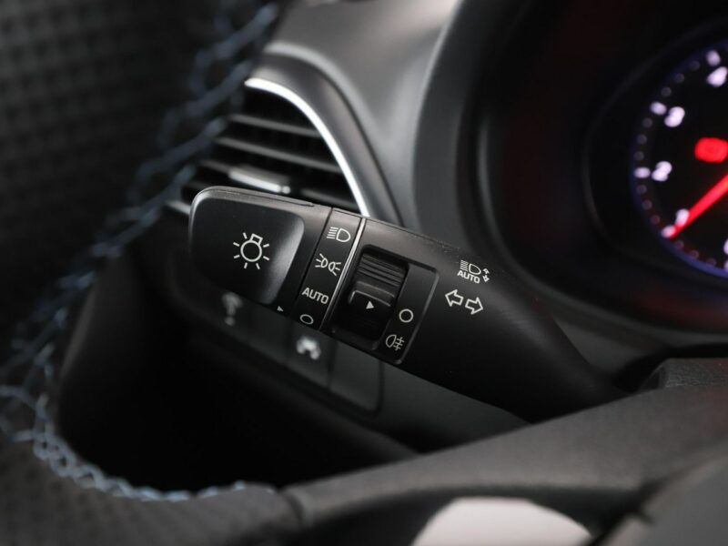 Hyundai i30N LED klima auto navi kamera i czujniki parkowania grzane fotele