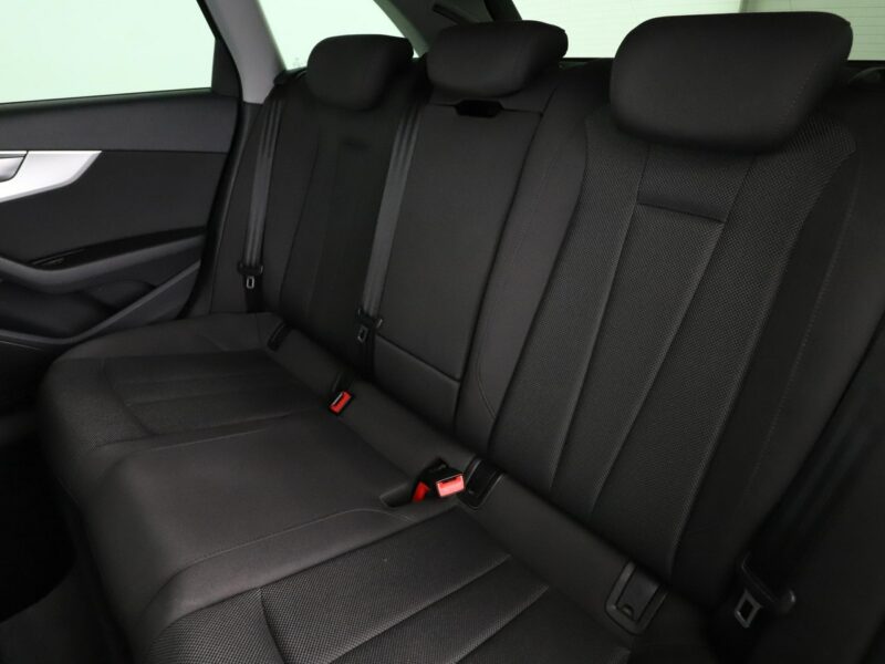 Audi A4 Allroad Allroad Quattro S-tronic Virtual Tempomat Navi Grzane Fotele Xenon APS