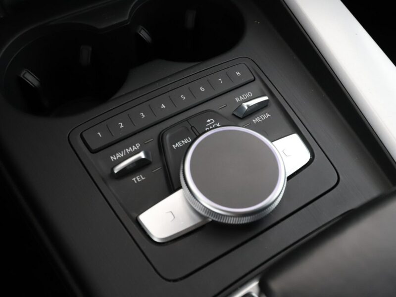 Audi A4 Allroad Allroad Quattro S-tronic Virtual Tempomat Navi Grzane Fotele Xenon APS