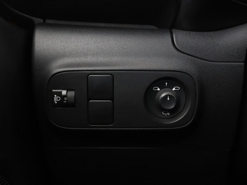 Citroen C3 Kmaera cofania navi bluetooth klima auto multifunkcja III (2016-)