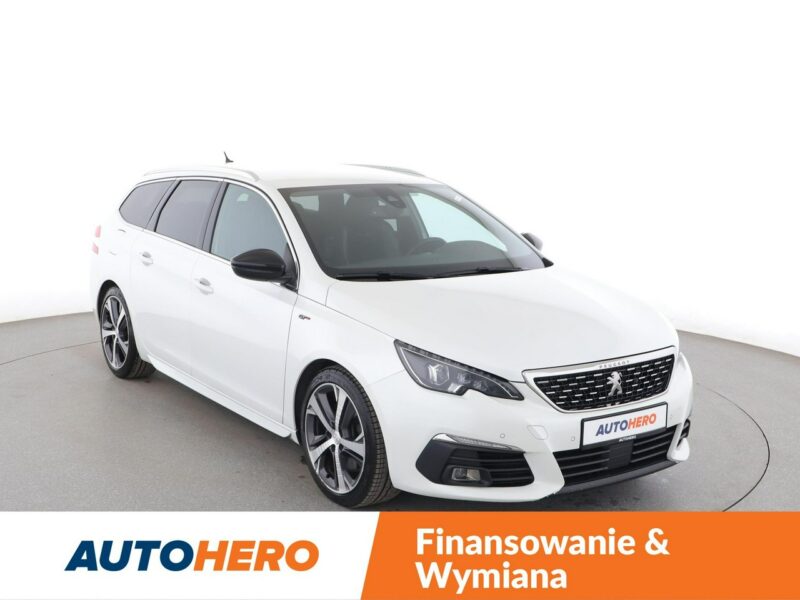 Peugeot 308 automat full LED skóra/alcantara navi kamera i czujniki parkowania T9 (2014-2021)