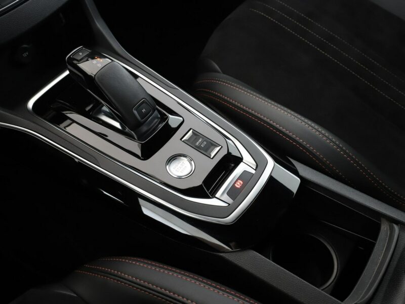 Peugeot 308 automat full LED skóra/alcantara navi kamera i czujniki parkowania T9 (2014-2021)