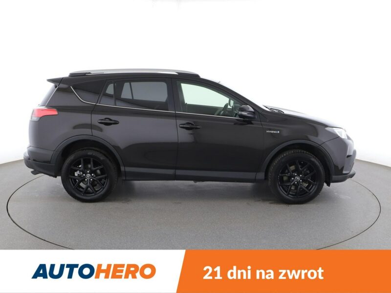 Toyota RAV-4 HEV navi kamera i czyjniki parkowania IV (2012-)