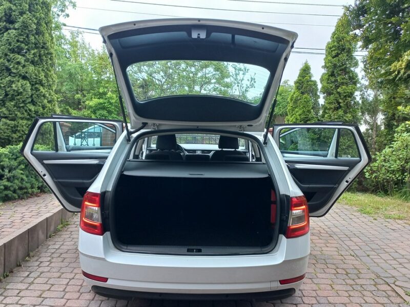 Škoda Octavia DSG Salon PL Serwis ASO 1.5 TSI 150KM F.VAT23% 29.9 tys Export III (2013-)