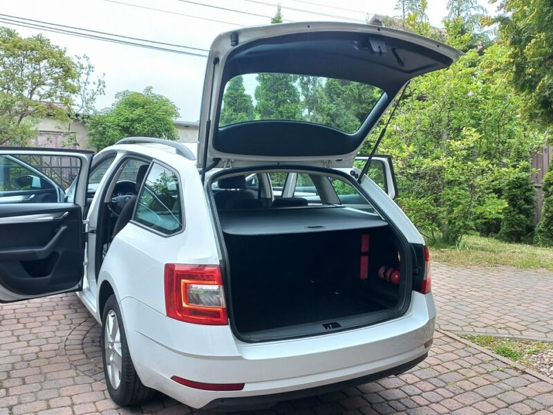Škoda Octavia DSG Salon PL Serwis ASO 1.5 TSI 150KM F.VAT23% 29.9 tys Export III (2013-)