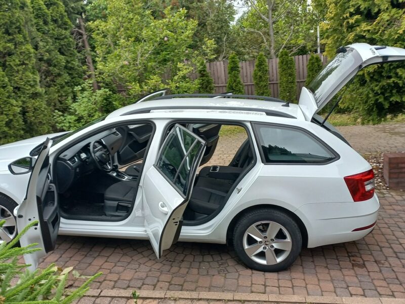 Škoda Octavia DSG Salon PL Serwis ASO 1.5 TSI 150KM F.VAT23% 29.9 tys Export III (2013-)