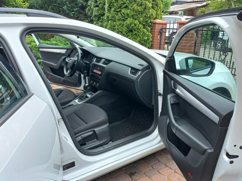 Škoda Octavia DSG Salon PL Serwis ASO 1.5 TSI 150KM F.VAT23% 29.9 tys Export III (2013-)