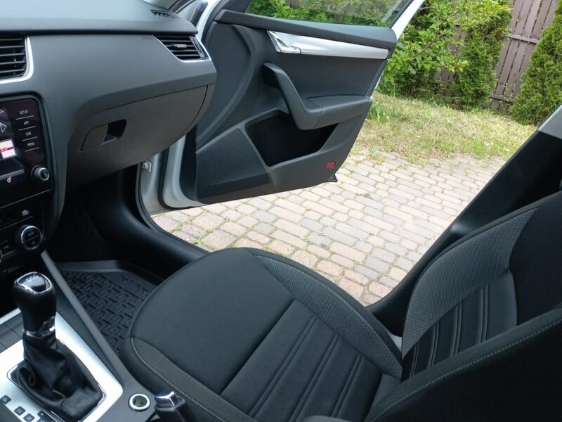 Škoda Octavia DSG Salon PL Serwis ASO 1.5 TSI 150KM F.VAT23% 29.9 tys Export III (2013-)
