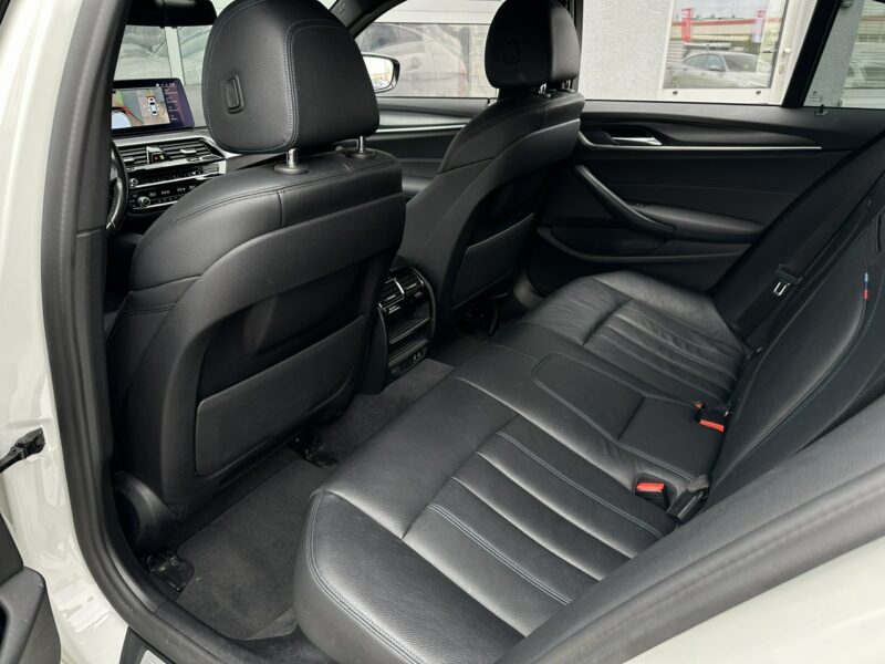 BMW 530 xDrive, 252KM, Lifting, M-Pakiet, FV-23%, Fotele sportowe, Salon PL G30 (2017-)