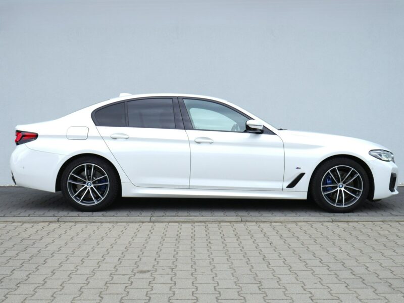 BMW 530 xDrive, 252KM, Lifting, M-Pakiet, FV-23%, Fotele sportowe, Salon PL G30 (2017-)